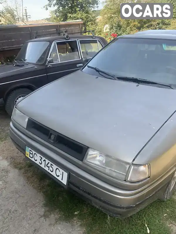 Седан SEAT Toledo 1992 1.6 л. Ручная / Механика обл. Львовская, Перемышляны - Фото 1/15