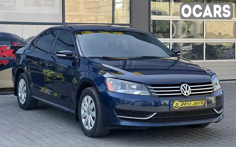 Седан Volkswagen Passat 2013 2.49 л. Автомат обл. Чернівецька, Чернівці - Фото 1/17