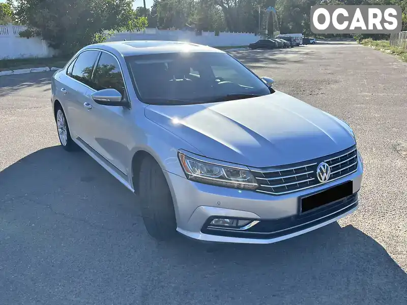 Седан Volkswagen Passat 2016 1.8 л. Автомат обл. Черниговская, Прилуки - Фото 1/21