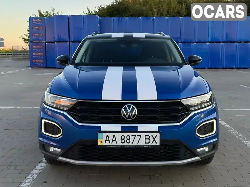 Позашляховик / Кросовер Volkswagen T-Roc 2020 1.5 л. Автомат обл. Київська, Київ - Фото 1/20