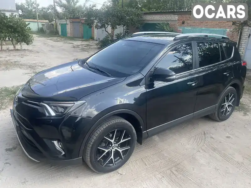 Внедорожник / Кроссовер Toyota RAV4 2017 2.23 л. Автомат обл. Киевская, Тетиев - Фото 1/21