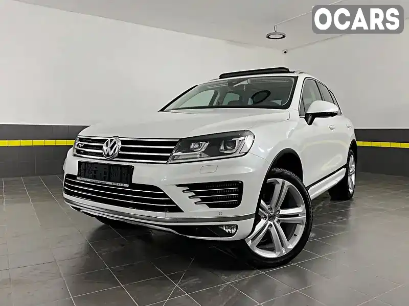 Позашляховик / Кросовер Volkswagen Touareg 2015 3 л. Автомат обл. Вінницька, Козятин - Фото 1/11