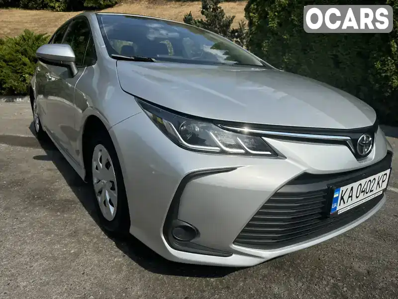 Седан Toyota Corolla 2019 1.6 л. Вариатор обл. Киевская, Киев - Фото 1/18