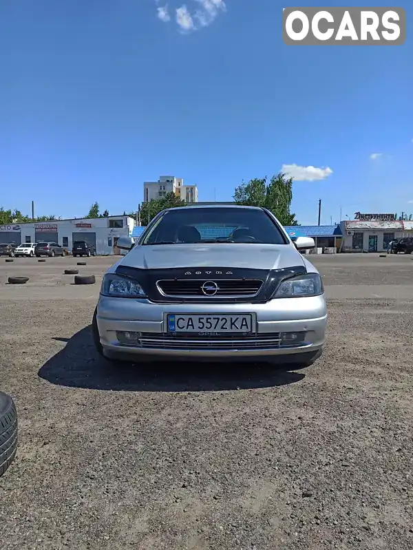 Хэтчбек Opel Astra 2002 2.2 л. Ручная / Механика обл. Черкасская, Черкассы - Фото 1/11