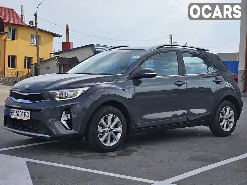 Внедорожник / Кроссовер Kia Stonic 2020 1.4 л. Автомат обл. Тернопольская, Тернополь - Фото 1/21