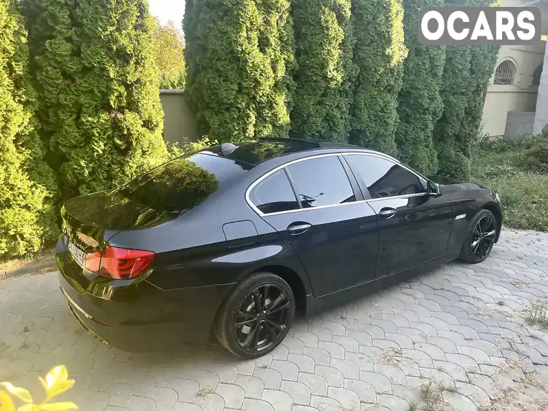 Седан BMW 5 Series 2013 2 л. Автомат обл. Закарпатская, Берегово - Фото 1/15