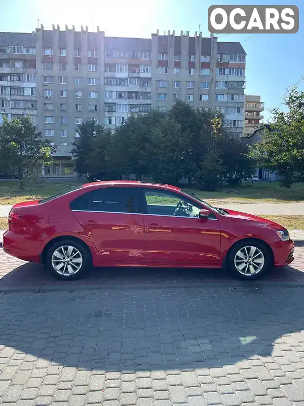 Седан Volkswagen Jetta 2015 2 л. Автомат обл. Львівська, Львів - Фото 1/17