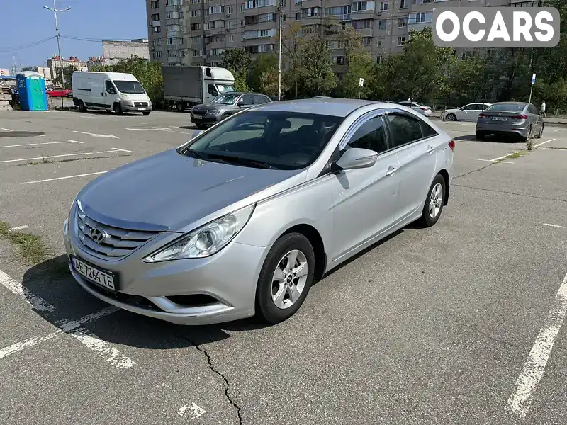 Седан Hyundai Sonata 2013 2 л. Автомат обл. Київська, Київ - Фото 1/10