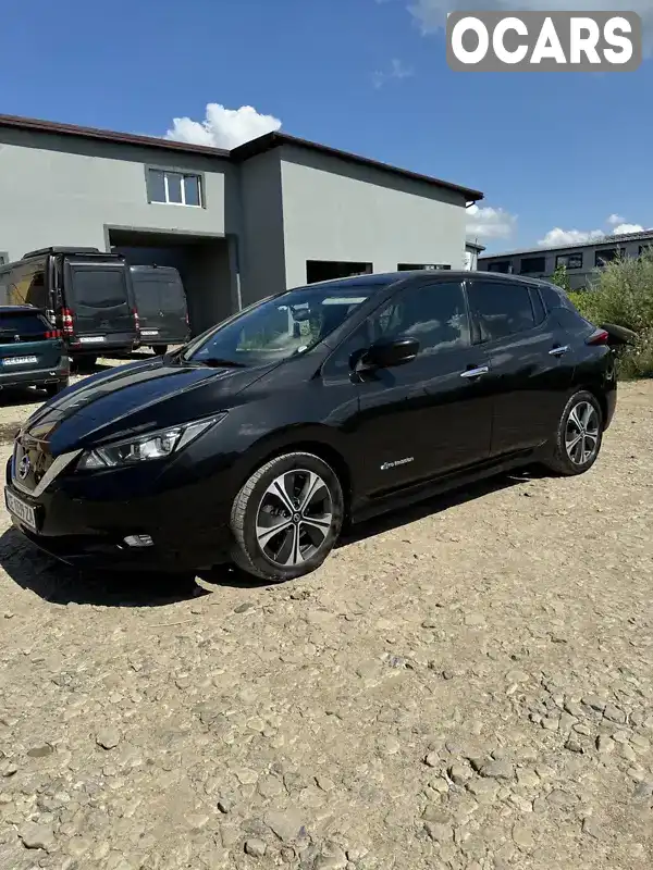 Хетчбек Nissan Leaf 2018 null_content л. обл. Чернівецька, Чернівці - Фото 1/14