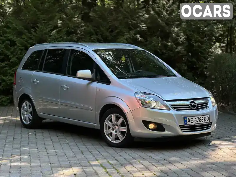 Минивэн Opel Zafira 2010 1.9 л. Ручная / Механика обл. Винницкая, Винница - Фото 1/21