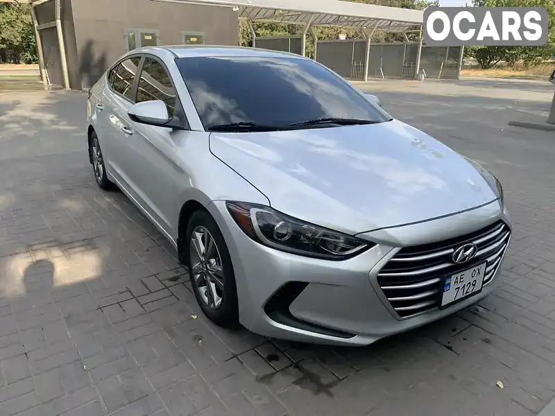 Седан Hyundai Elantra 2018 2 л. Автомат обл. Днепропетровская, Днепр (Днепропетровск) - Фото 1/21