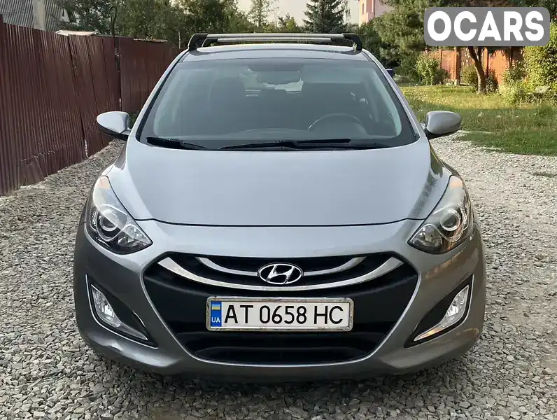 Хэтчбек Hyundai Elantra 2013 1.8 л. Автомат обл. Ивано-Франковская, Ивано-Франковск - Фото 1/11