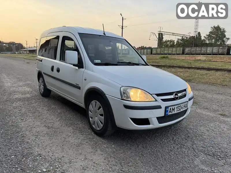 Минивэн Opel Combo 2006 1.6 л. Ручная / Механика обл. Львовская, Львов - Фото 1/21