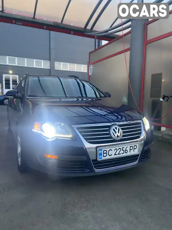 Універсал Volkswagen Passat 2010 1.97 л. Ручна / Механіка обл. Львівська, Львів - Фото 1/17