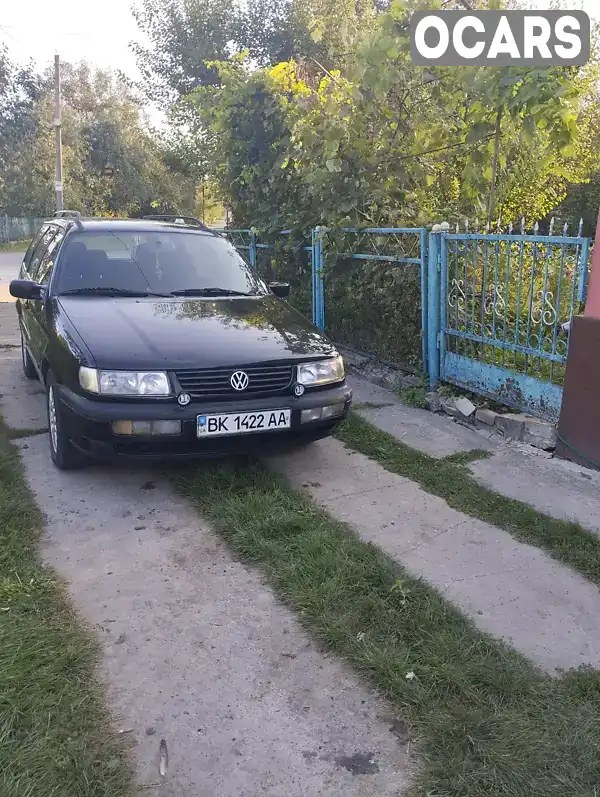 Универсал Volkswagen Passat 1995 1.6 л. Ручная / Механика обл. Ровенская, location.city.mizoch - Фото 1/21