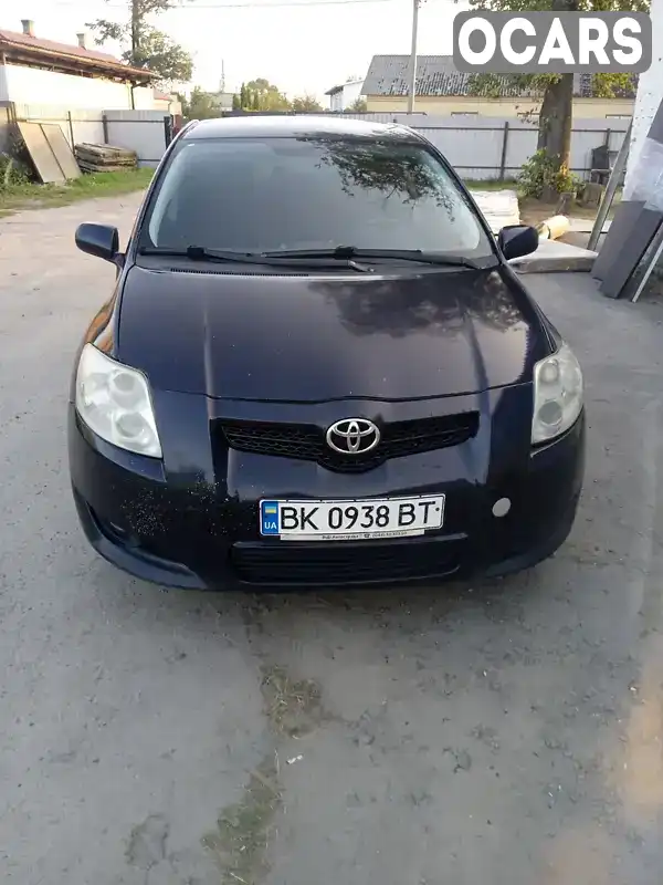 Хэтчбек Toyota Auris 2008 1.6 л. Ручная / Механика обл. Ровенская, Рокитное - Фото 1/11