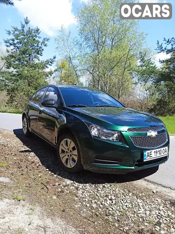 Седан Chevrolet Cruze 2013 1.8 л. Автомат обл. Днепропетровская, Днепр (Днепропетровск) - Фото 1/13