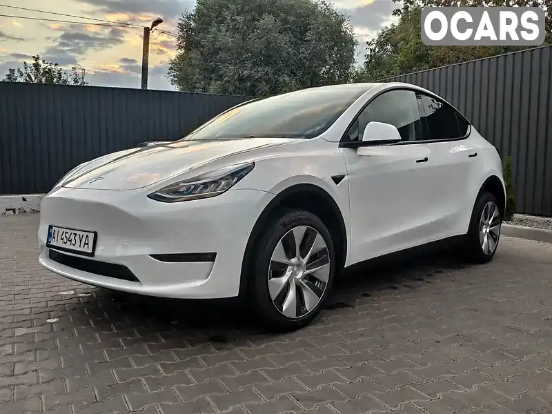 Внедорожник / Кроссовер Tesla Model Y 2021 null_content л. Автомат обл. Киевская, Киев - Фото 1/15