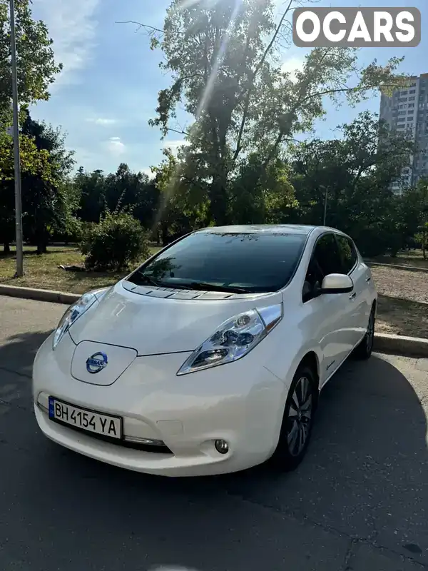 Хэтчбек Nissan Leaf 2014 null_content л. Автомат обл. Одесская, Одесса - Фото 1/21