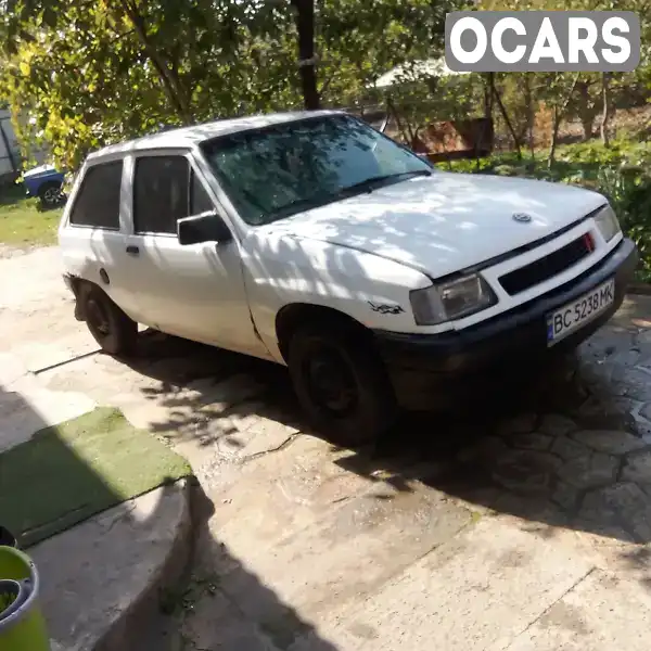 Хэтчбек Opel Corsa 1993 1.2 л. Ручная / Механика обл. Львовская, Золочев - Фото 1/14