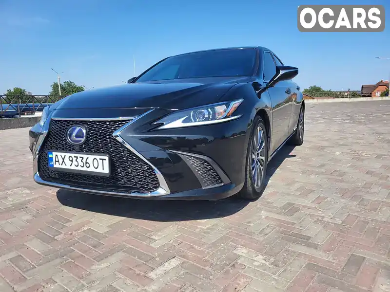 Седан Lexus ES 2021 2.5 л. Варіатор обл. Харківська, Харків - Фото 1/20