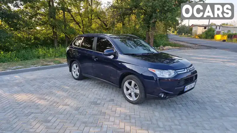 Внедорожник / Кроссовер Mitsubishi Outlander 2013 3 л. Автомат обл. Волынская, Старая Выживка - Фото 1/9