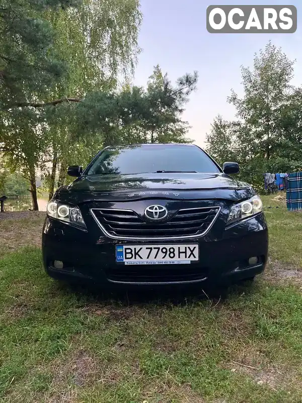 Седан Toyota Camry 2007 2.36 л. Автомат обл. Ровенская, Ровно - Фото 1/21