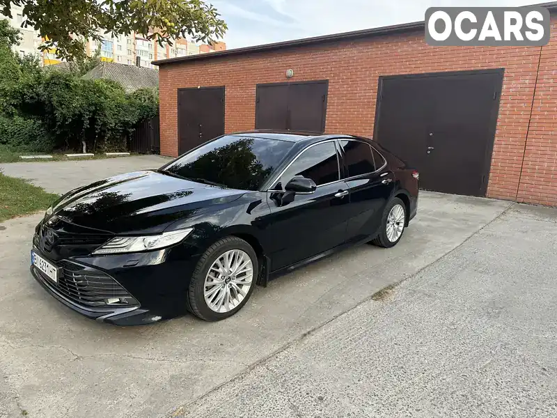 Седан Toyota Camry 2018 2.49 л. обл. Полтавская, Миргород - Фото 1/7