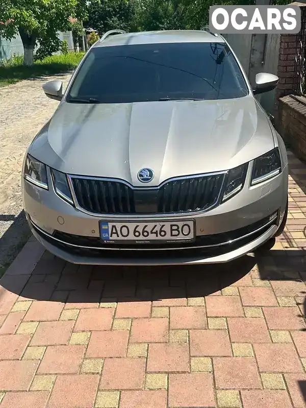 Універсал Skoda Octavia 2018 1.6 л. Автомат обл. Закарпатська, Ужгород - Фото 1/12