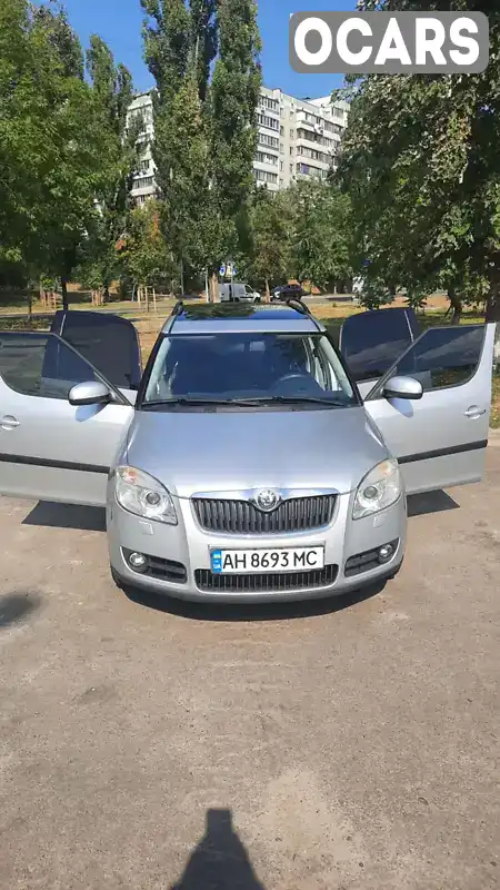 Мікровен Skoda Roomster 2008 1.6 л. Ручна / Механіка обл. Київська, Київ - Фото 1/21