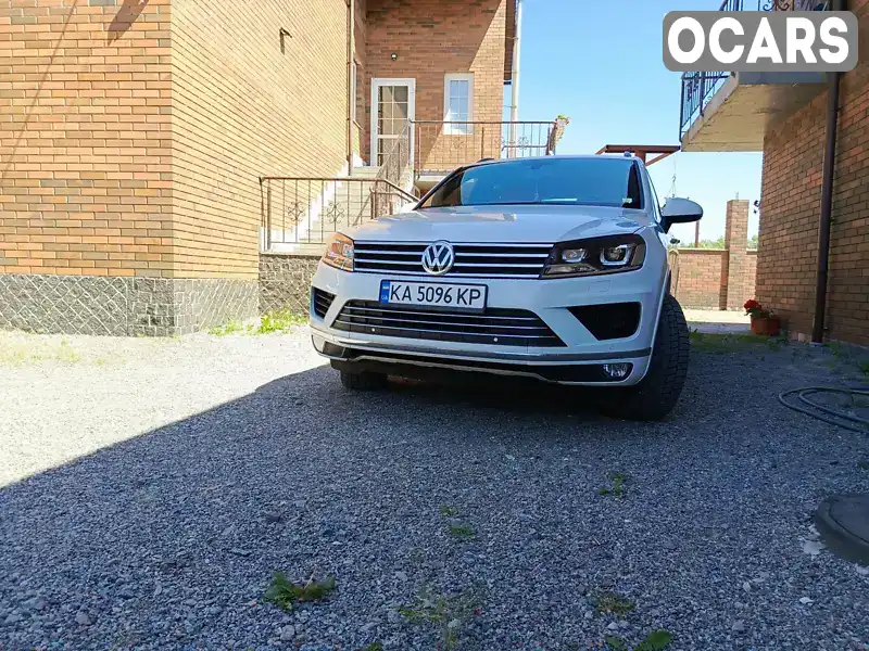 Позашляховик / Кросовер Volkswagen Touareg 2014 2.97 л. Автомат обл. Київська, Київ - Фото 1/20