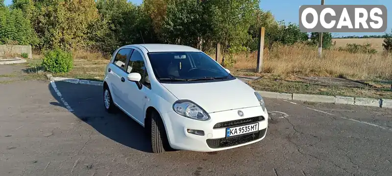 Хэтчбек Fiat Grande Punto 2012 1.4 л. Ручная / Механика обл. Киевская, Буча - Фото 1/17