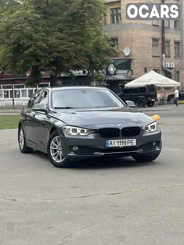 Седан BMW 3 Series 2013 2 л. Автомат обл. Киевская, Киев - Фото 1/21