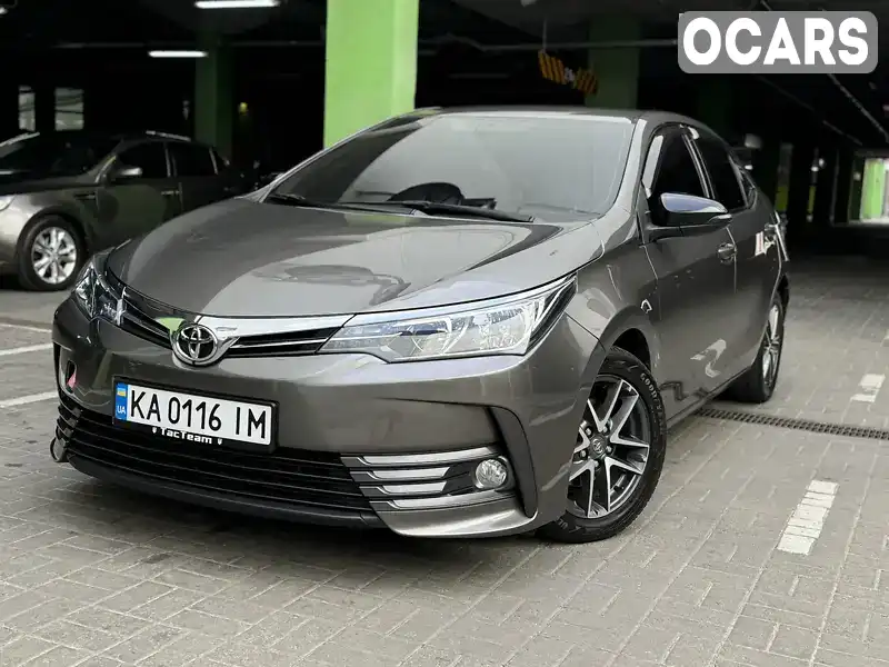 Седан Toyota Corolla 2018 1.6 л. Вариатор обл. Киевская, Киев - Фото 1/15