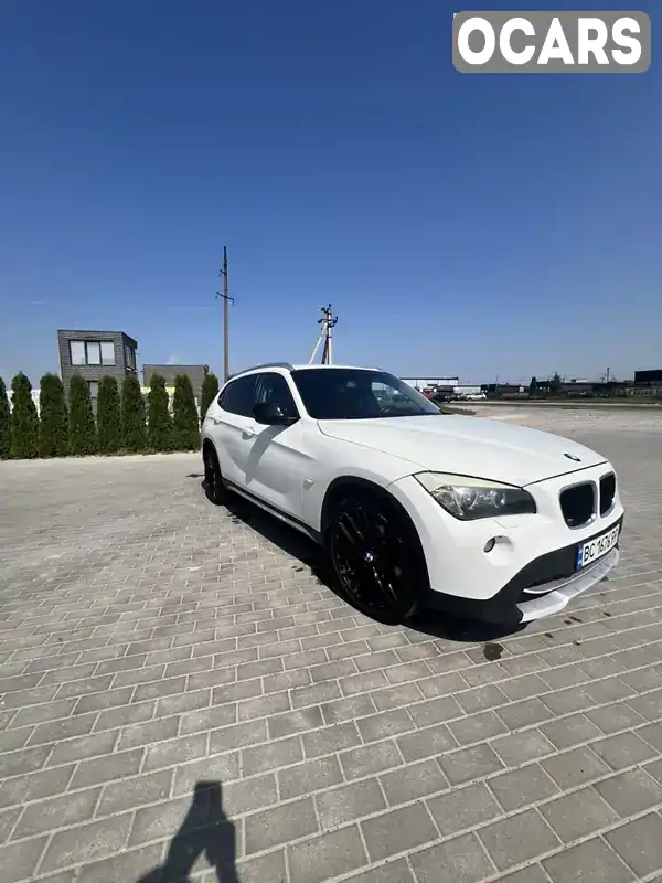 Внедорожник / Кроссовер BMW X1 2010 2 л. Автомат обл. Львовская, Львов - Фото 1/20