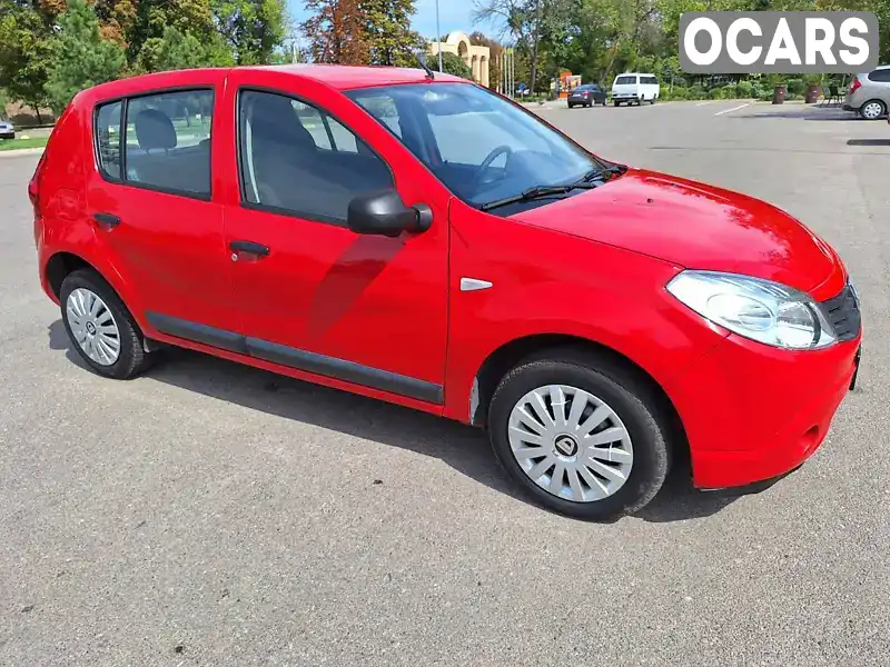 Хэтчбек Dacia Sandero 2010 1.15 л. Ручная / Механика обл. Донецкая, Краматорск - Фото 1/21