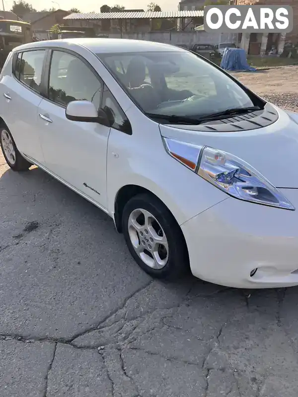 Хэтчбек Nissan Leaf 2012 null_content л. обл. Ровенская, Ровно - Фото 1/10