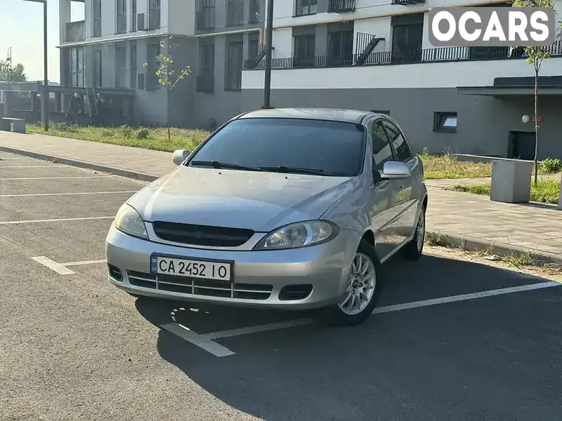 Хэтчбек Chevrolet Lacetti 2004 1.6 л. Ручная / Механика обл. Черкасская, Черкассы - Фото 1/16