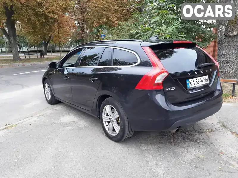 Универсал Volvo V60 2011 1.56 л. Ручная / Механика обл. Киевская, Киев - Фото 1/21