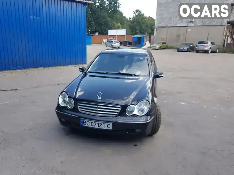 Седан Mercedes-Benz C-Class 2004 1.8 л. Автомат обл. Львовская, Львов - Фото 1/19