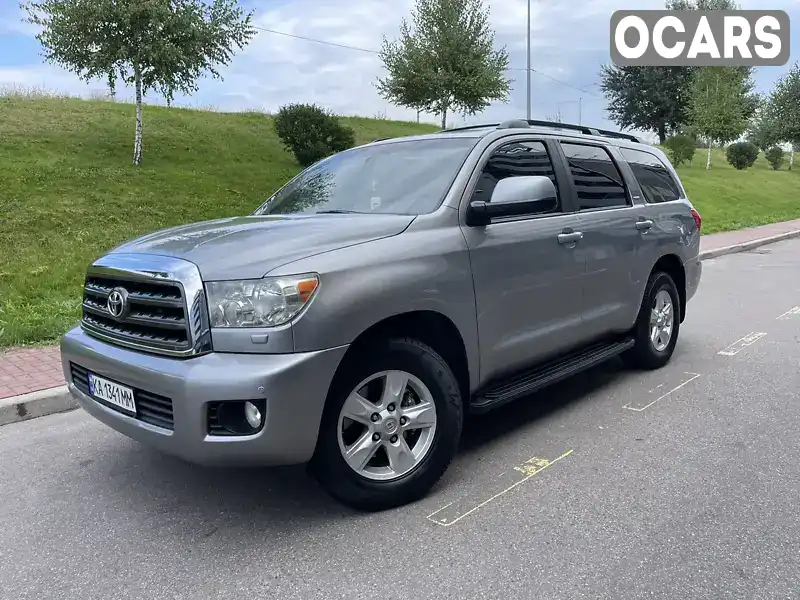 Внедорожник / Кроссовер Toyota Sequoia 2016 5.7 л. Автомат обл. Киевская, Киев - Фото 1/21