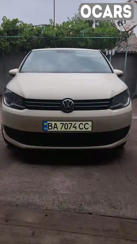 Мінівен Volkswagen Touran 2011 1.6 л. Ручна / Механіка обл. Кіровоградська, Бобринець - Фото 1/4