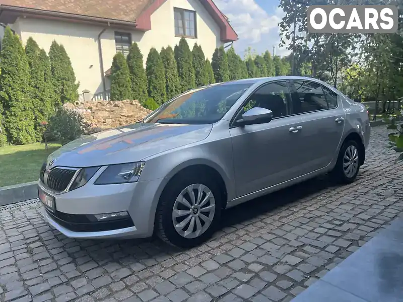 Ліфтбек Skoda Octavia 2017 1.4 л. Автомат обл. Житомирська, Житомир - Фото 1/21