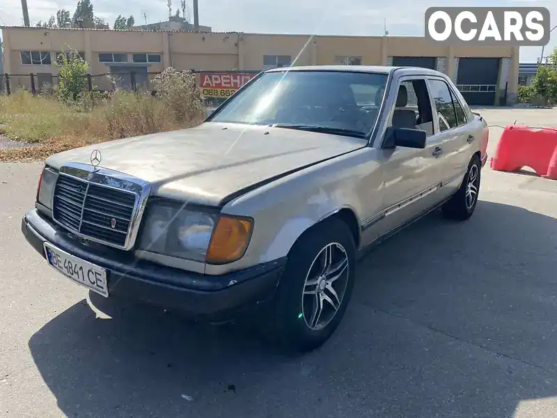 Седан Mercedes-Benz E-Class 1986 2 л. Ручна / Механіка обл. Харківська, Харків - Фото 1/9