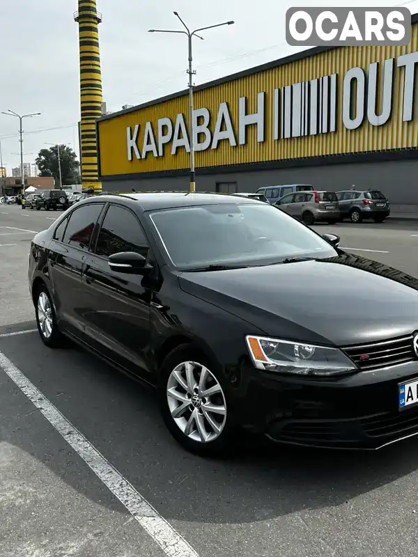 Седан Volkswagen Jetta 2011 2.48 л. Автомат обл. Київська, Київ - Фото 1/21