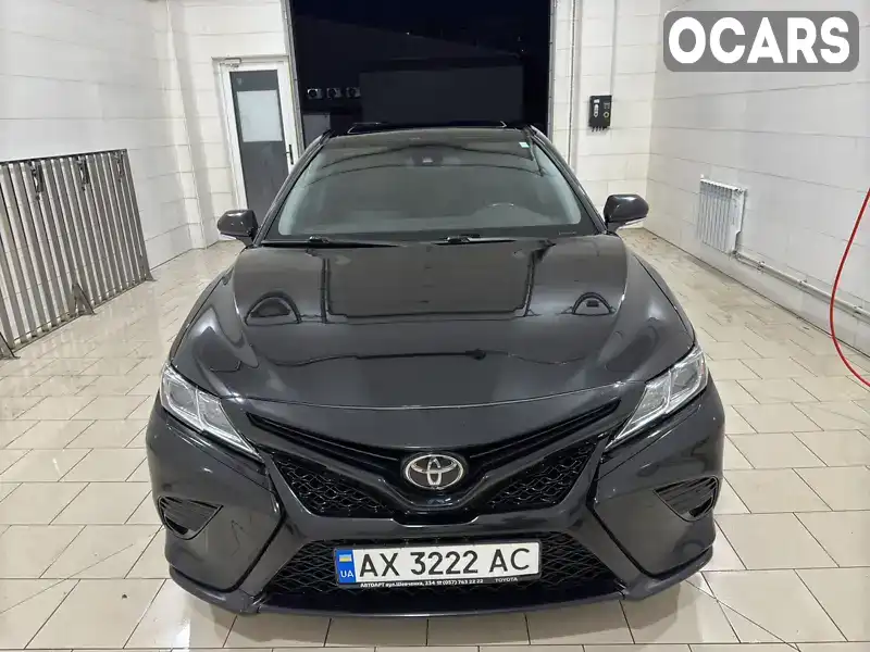 Седан Toyota Camry 2019 2.49 л. Автомат обл. Харьковская, Первомайский - Фото 1/6