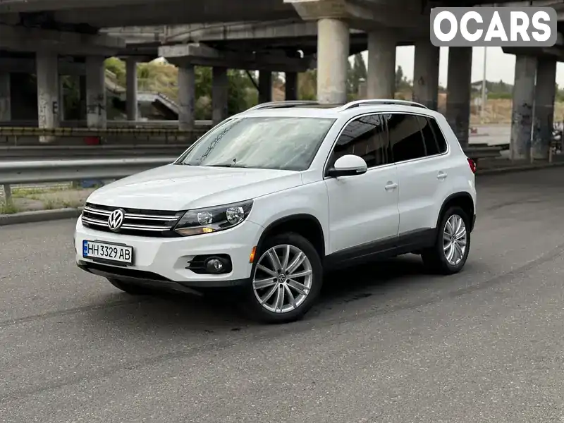 Внедорожник / Кроссовер Volkswagen Tiguan 2015 1.98 л. Автомат обл. Одесская, Одесса - Фото 1/9