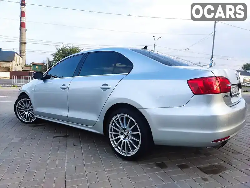 Седан Volkswagen Jetta 2012 2.5 л. Автомат обл. Дніпропетровська, Дніпро (Дніпропетровськ) - Фото 1/18