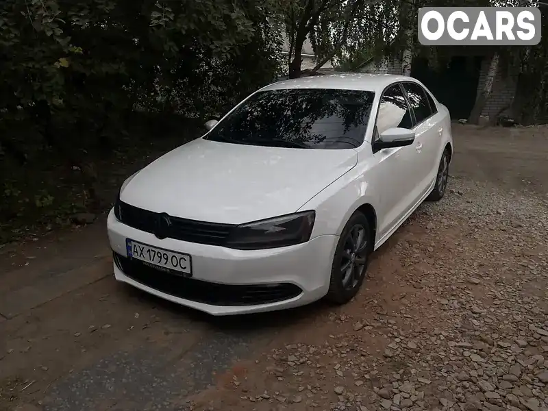 Седан Volkswagen Jetta 2012 2.5 л. Автомат обл. Харківська, Харків - Фото 1/21