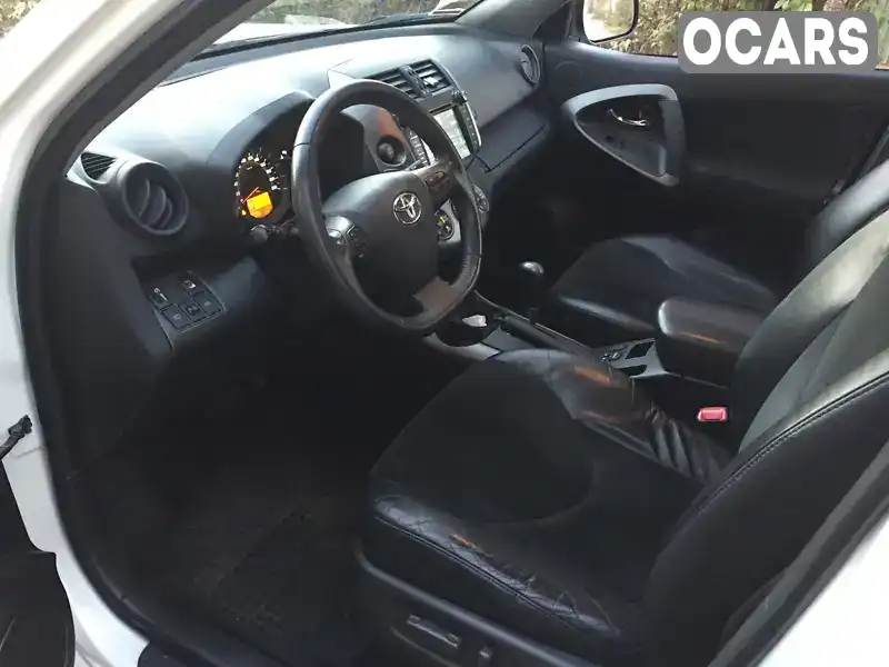 Позашляховик / Кросовер Toyota RAV4 2012 1.99 л. Автомат обл. Київська, Київ - Фото 1/3